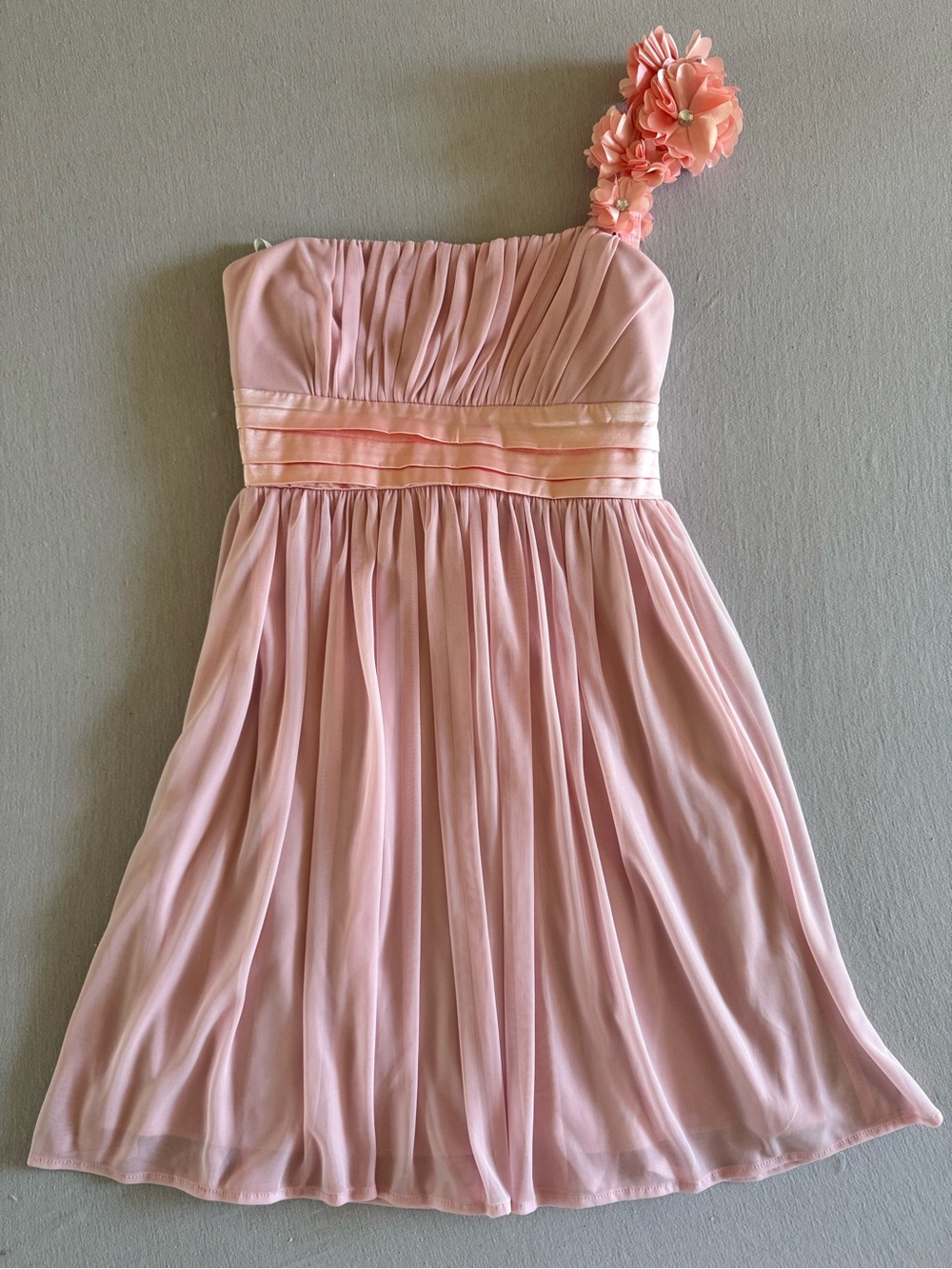 Y2K City Triangles One-Shoulder Light Pink Floral Strap Dress